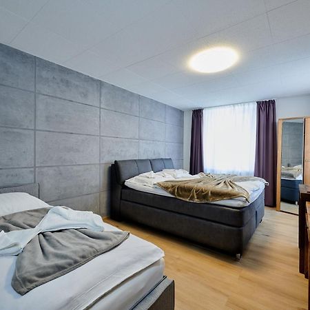 Hotel Giamas Στράουμπινγκ Εξωτερικό φωτογραφία
